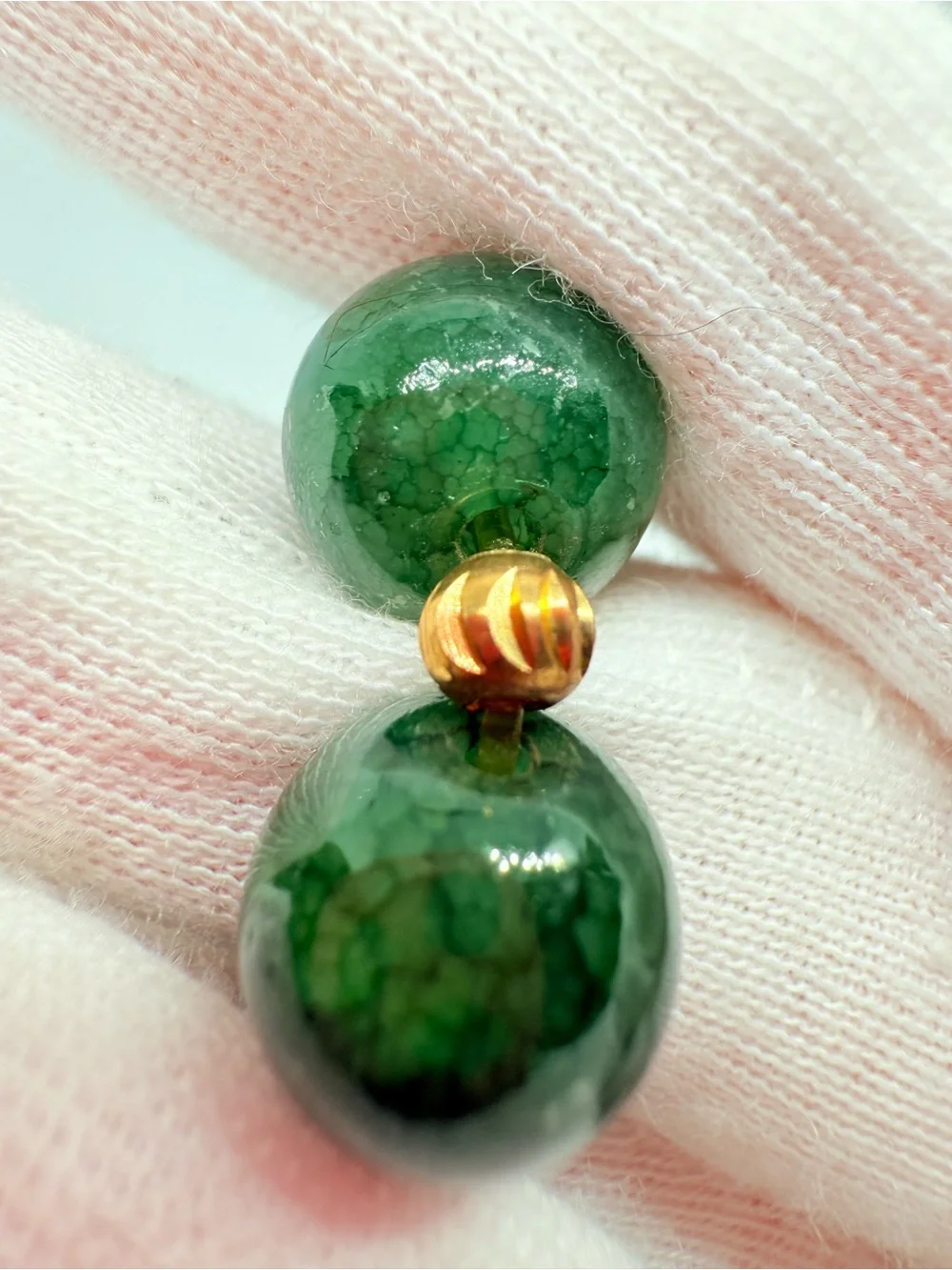 Green Agate Bead Stretch Bracelet with Gold Accents